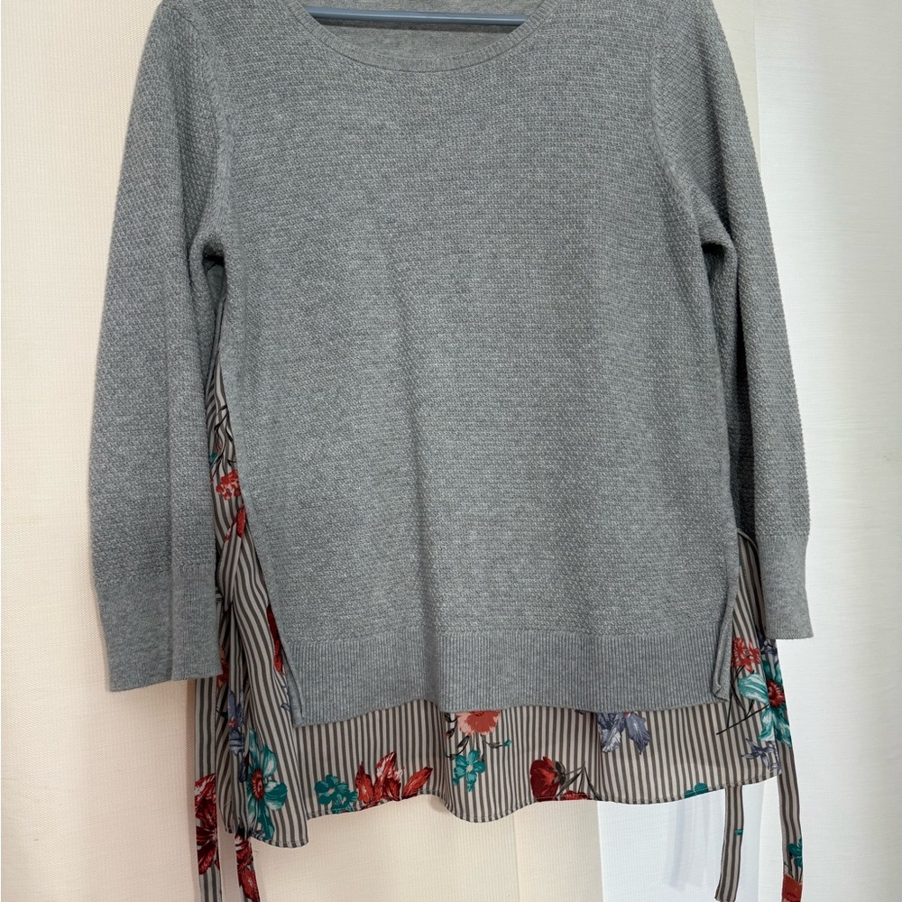 LOFT Heather Gray Knit Top